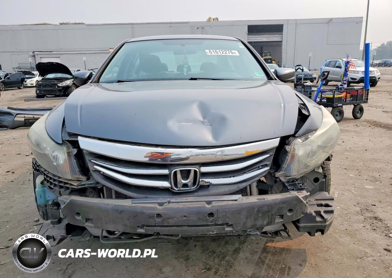 2012 Honda Accord Lxp VIN:1HGCP2F4XCA160739 - 5