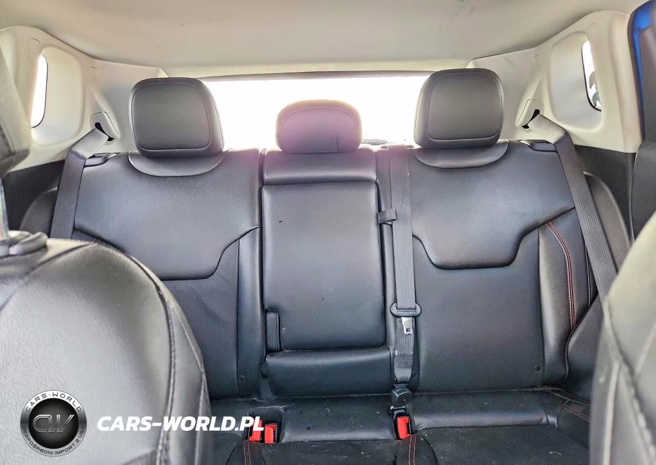 2021 Jeep Compass Trailhawk VIN:3C4NJDDB2MT541680 - 10