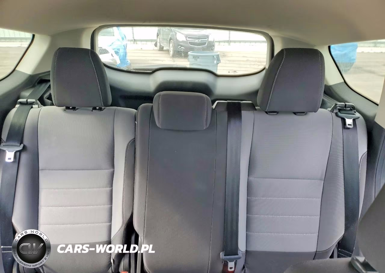 2019 Ford Escape S VIN:1FMCU0F76KUB86740 - 10