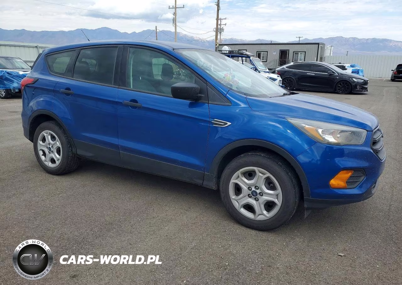 2019 Ford Escape S VIN:1FMCU0F76KUB86740 - 4