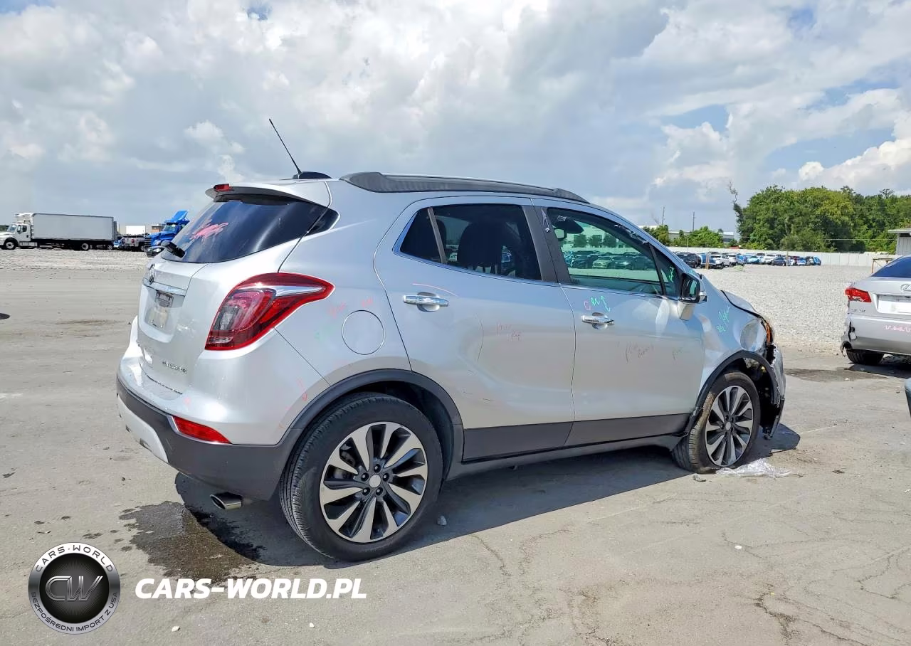 2018 Buick Encore Essence VIN:KL4CJCSB4JB531714 - 3