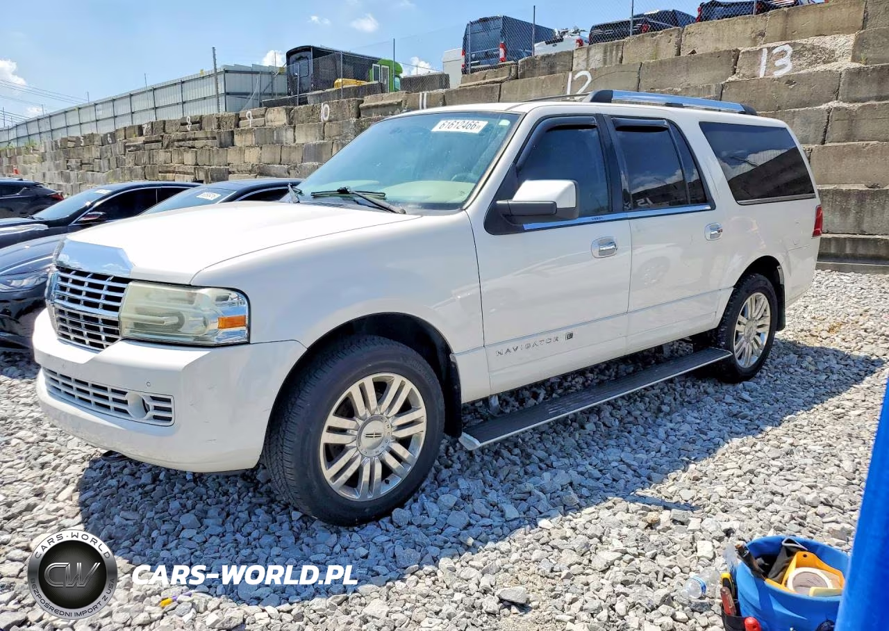 2014 Lincoln Navigator L