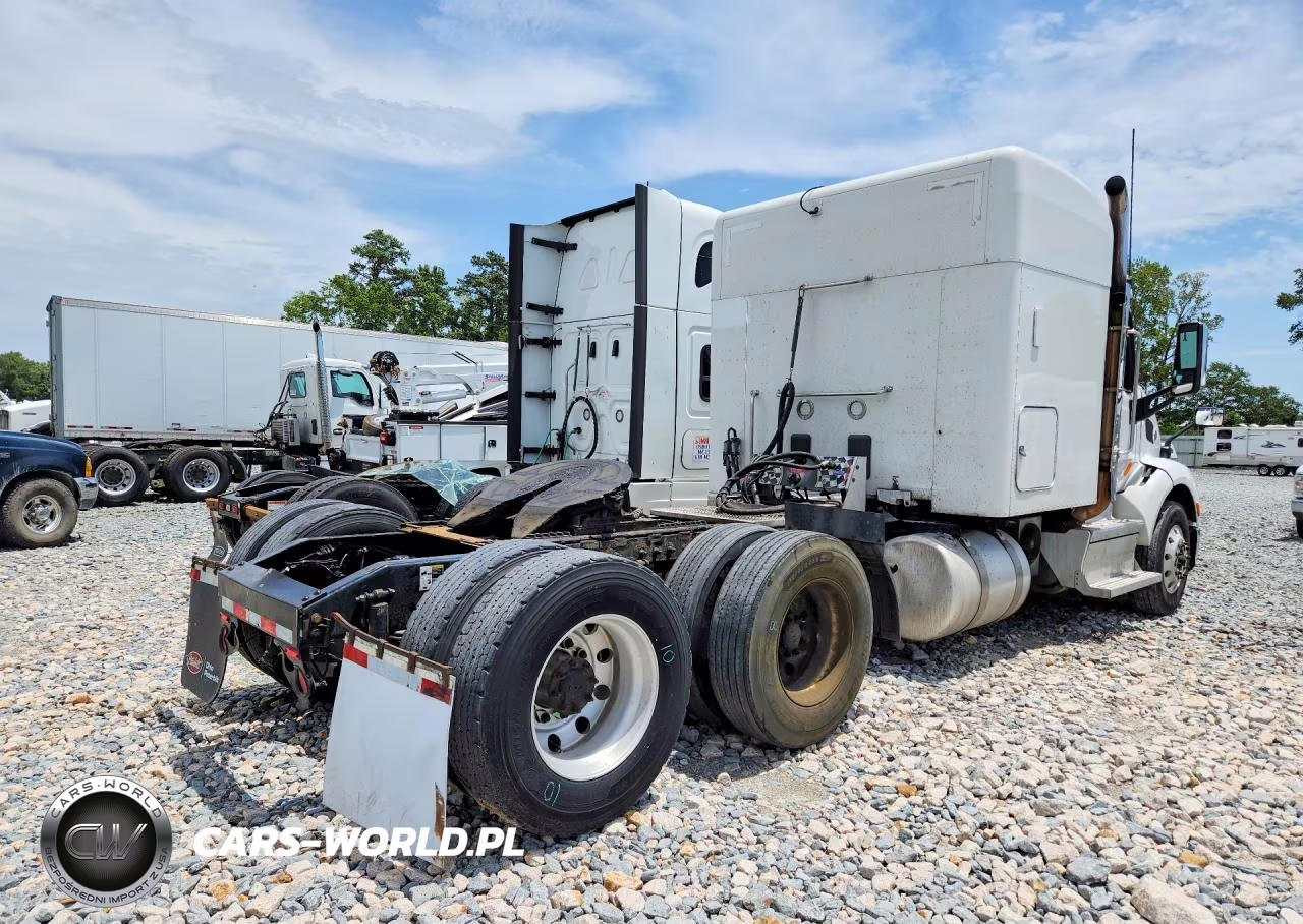 2018 Peterbilt 579 - Semi Truck VIN:1XPBDP9XXJD441312 - 3