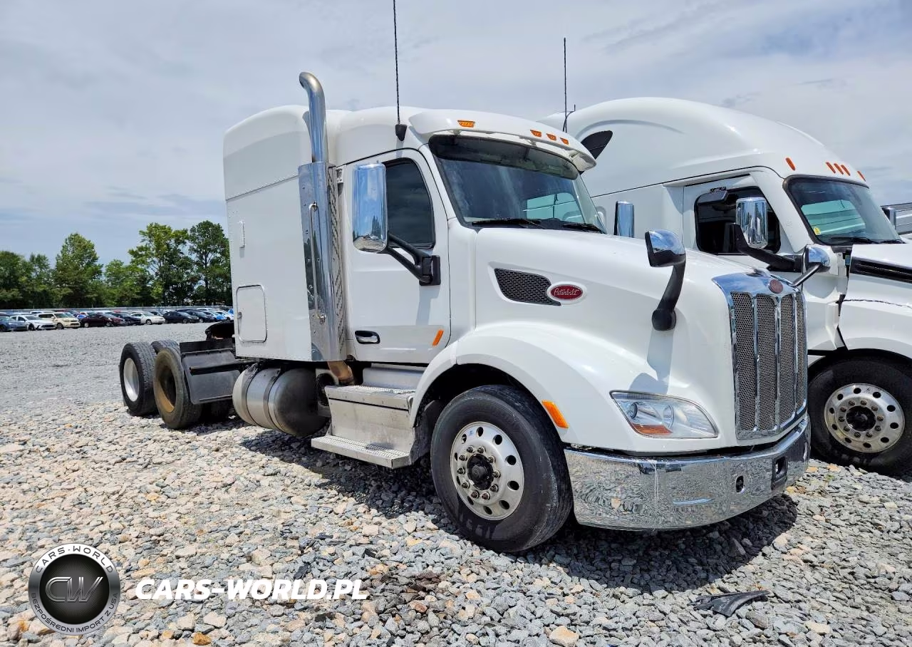 2018 Peterbilt 579 - Semi Truck VIN:1XPBDP9XXJD441312 - 4