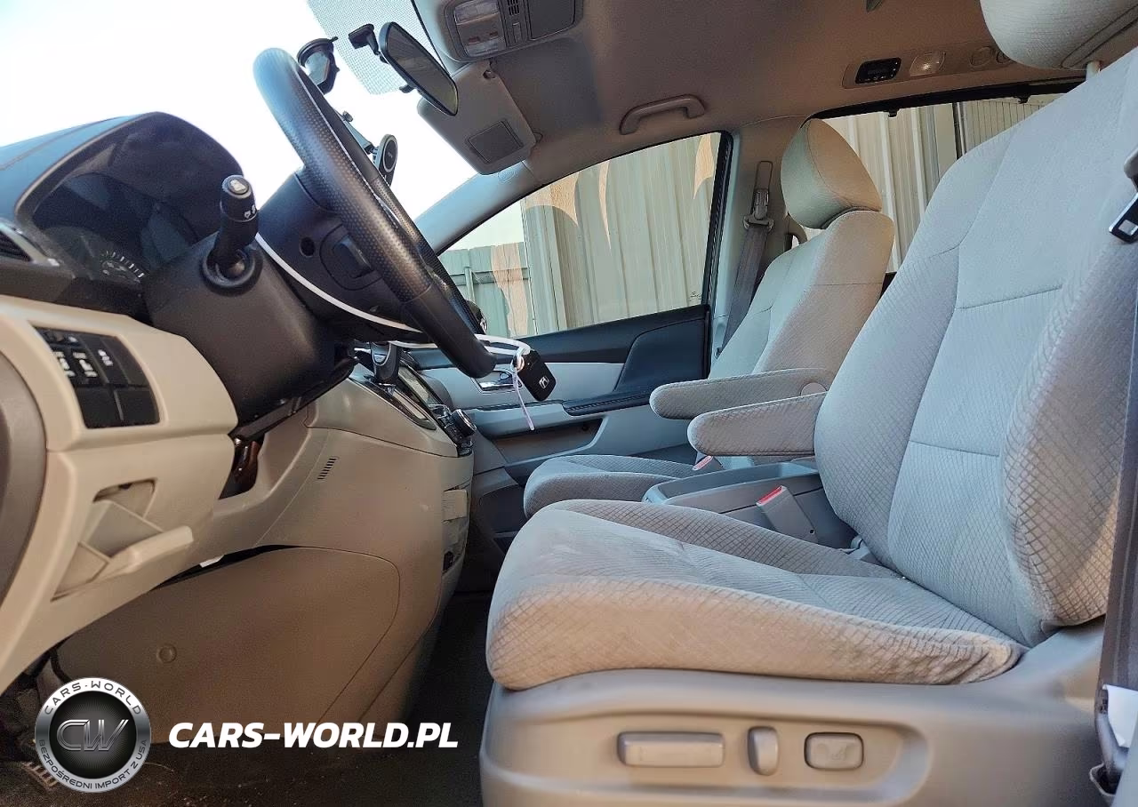 2016 Honda Odyssey Se VIN:5FNRL5H3XGB155502 - 7