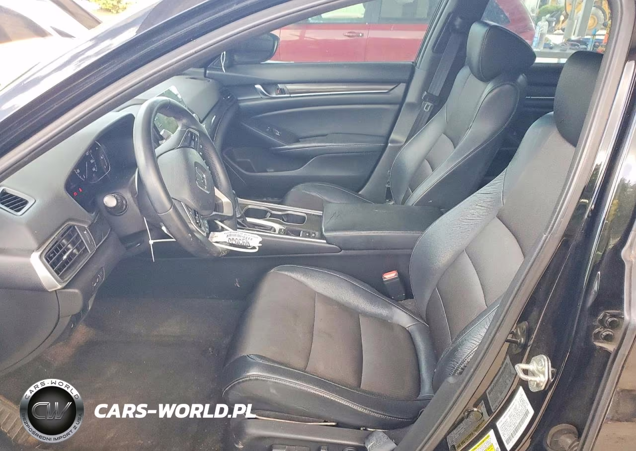 2018 Honda Accord Sport VIN:1HGCV1F35JA068779 - 7