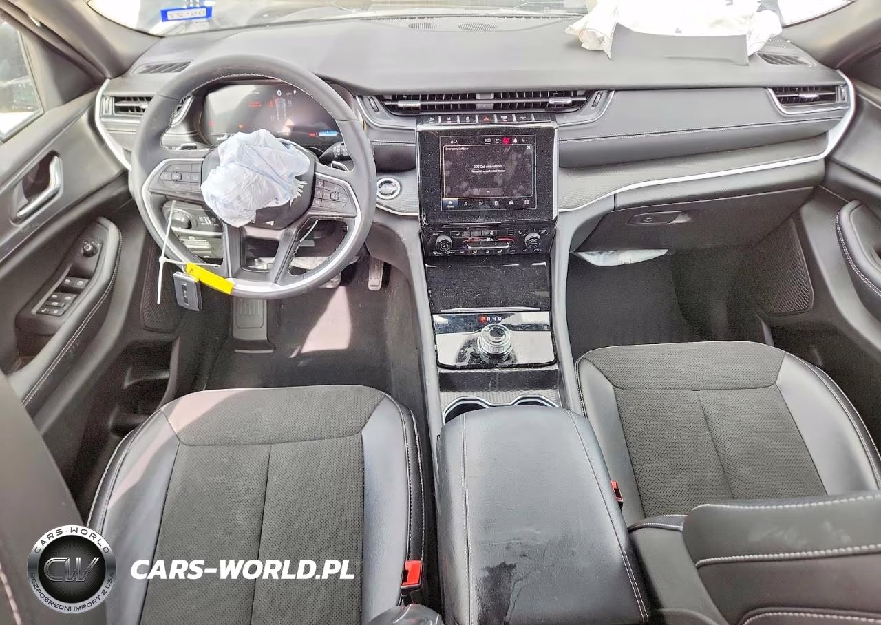 2025 Jeep Grand Cherokee Laredo VIN:1C4RJHAGXSC302203 - 8
