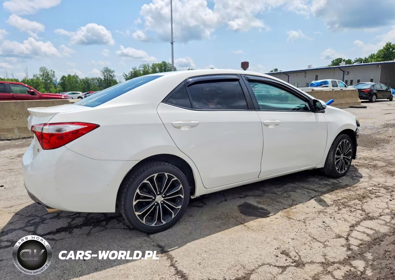 2014 Toyota Corolla S Plus VIN:5YFBURHE0EP120539 - 3
