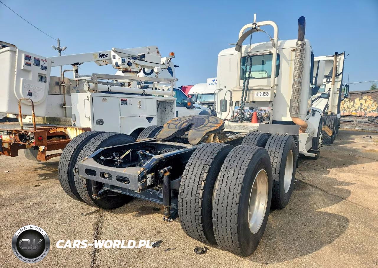 2021 Peterbilt 579 Semi Truck VIN:1XPBDP9XXMD760939 - 3