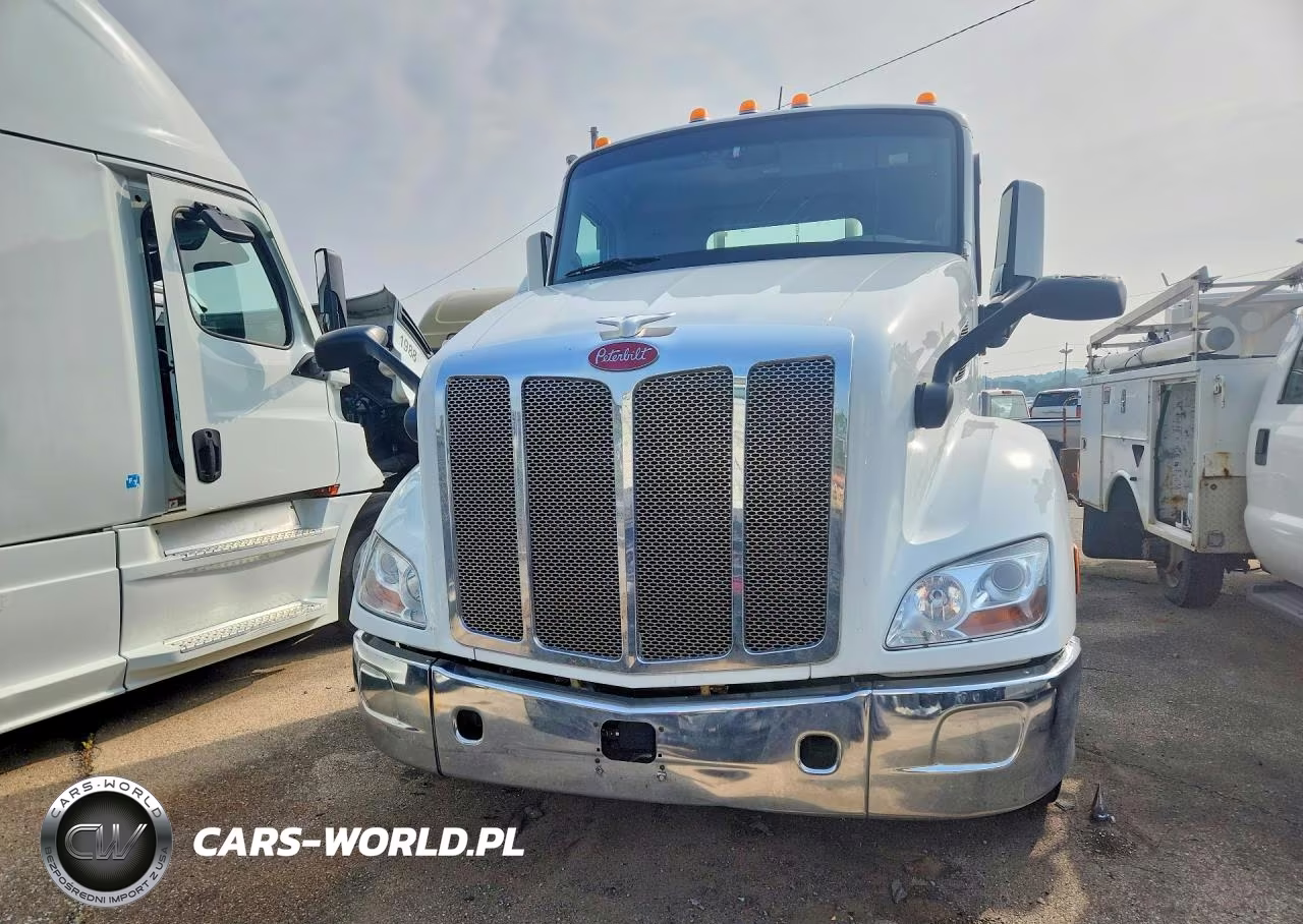 2021 Peterbilt 579 Semi Truck VIN:1XPBDP9XXMD760939 - 5