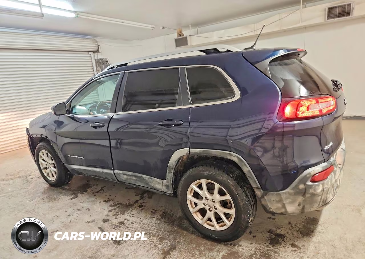 2016 Jeep Cherokee Latitude VIN:1C4PJMCS6GW192760 - 2