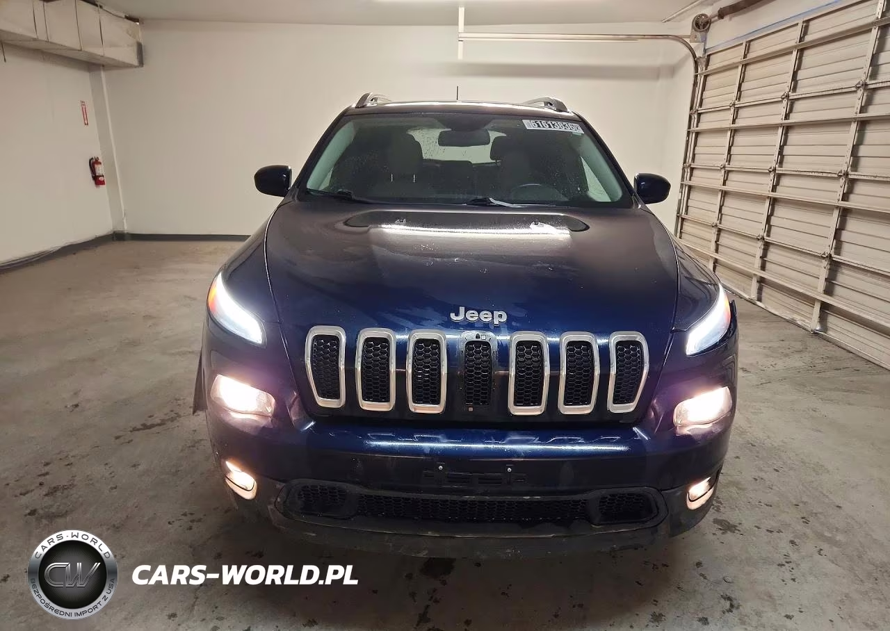 2016 Jeep Cherokee Latitude VIN:1C4PJMCS6GW192760 - 5