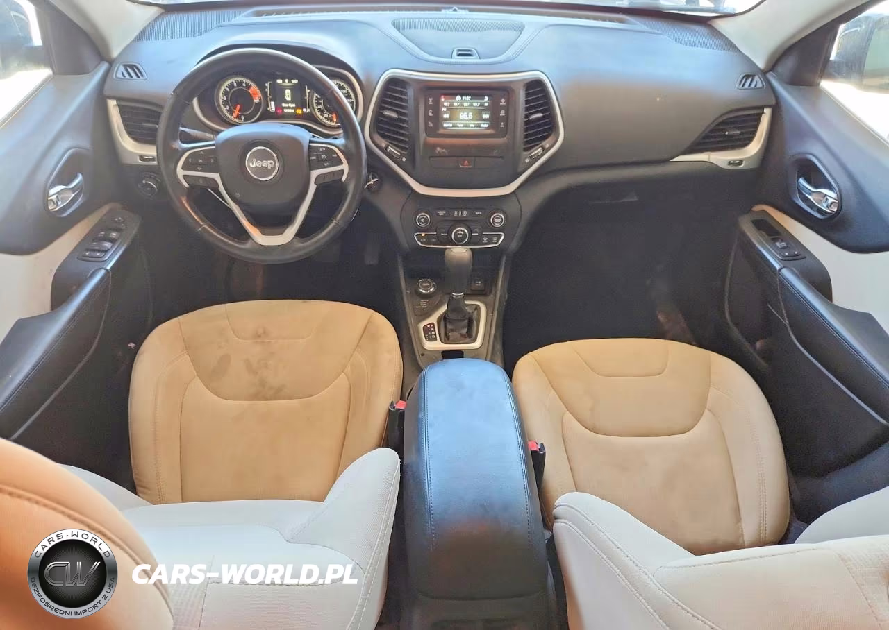 2016 Jeep Cherokee Latitude VIN:1C4PJMCS6GW192760 - 8