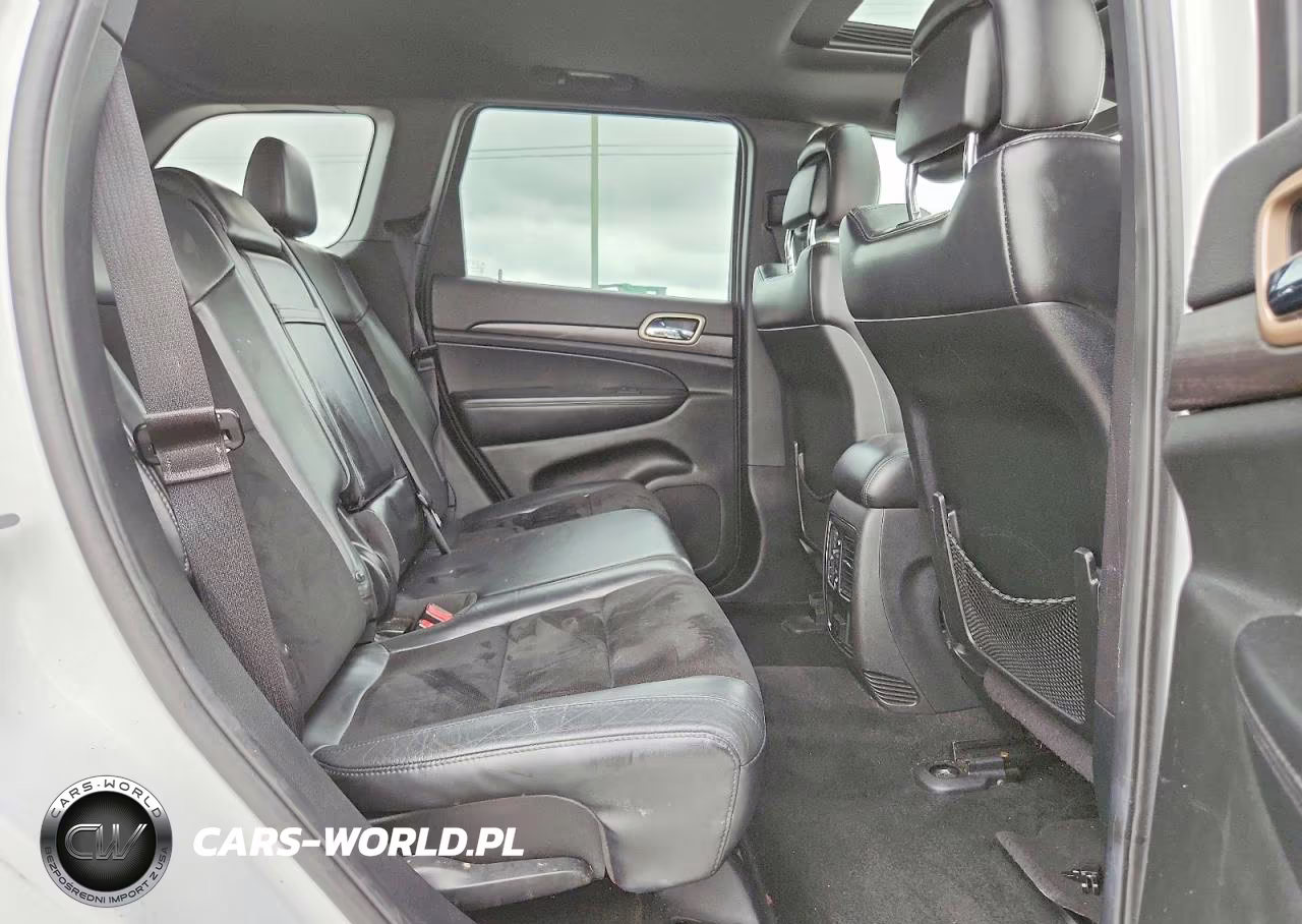 2014 Jeep Grand Cherokee Laredo VIN:1C4RJFAGXEC541405 - 11