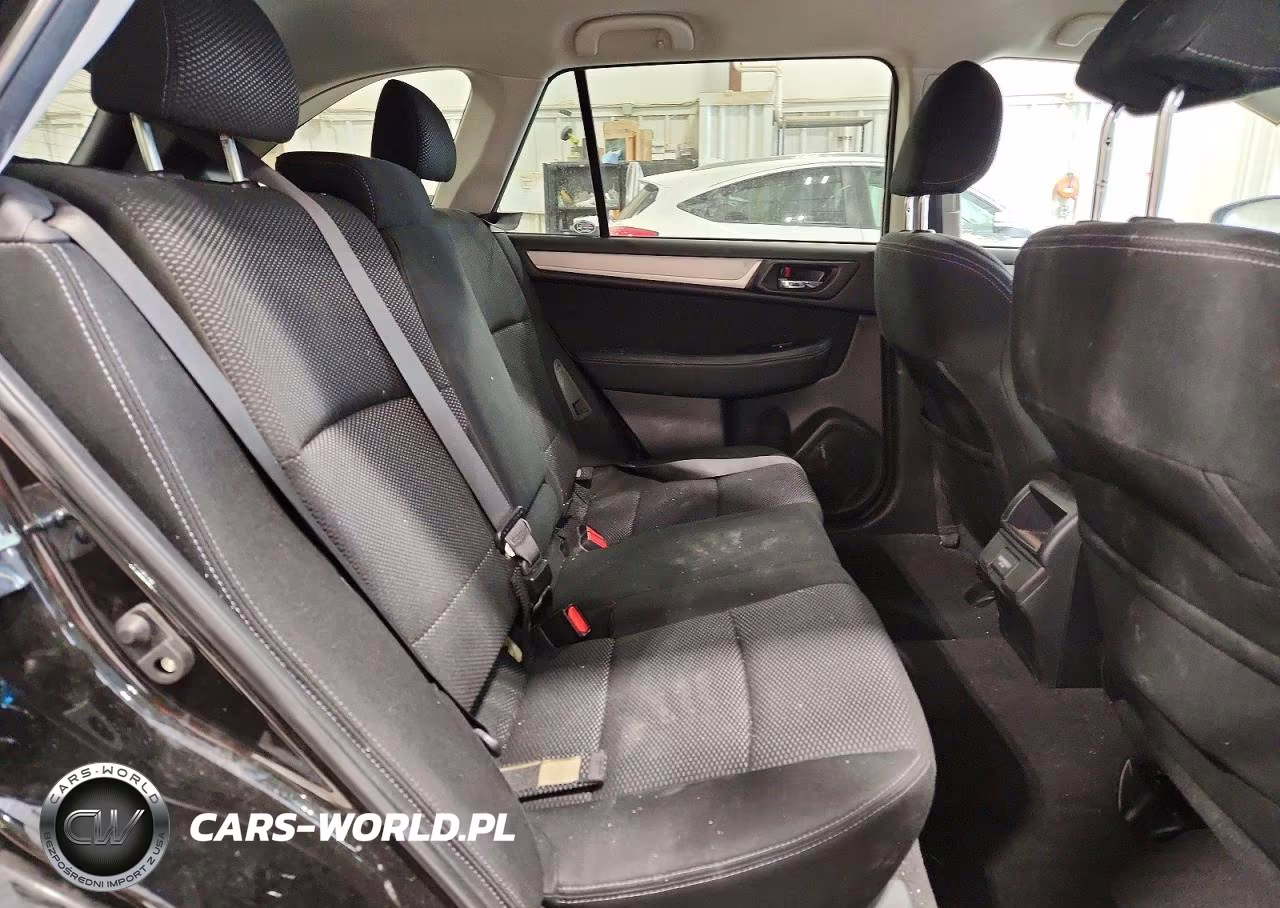 2018 Subaru Outback 2.5I Premium VIN:4S4BSACC9J3207271 - 10
