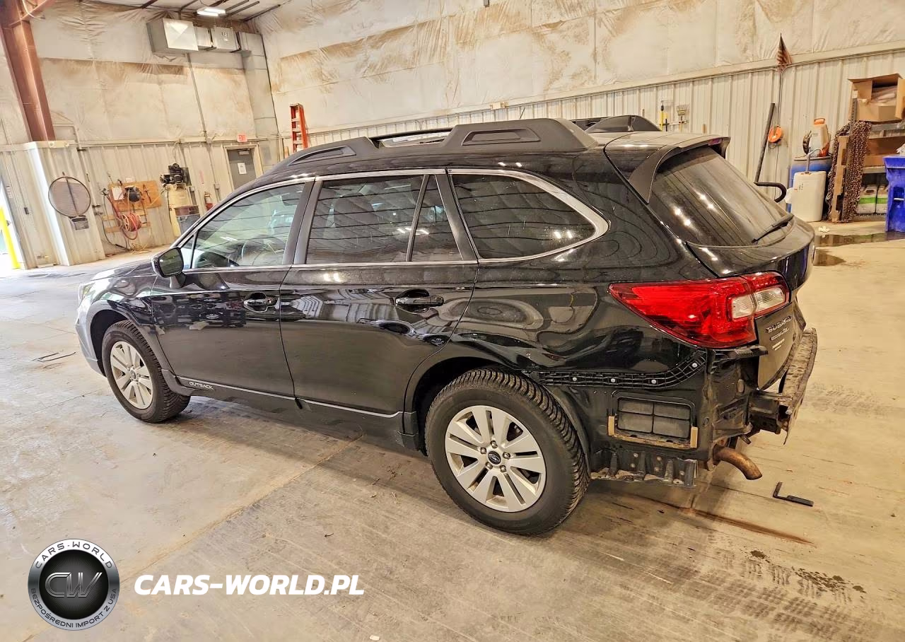 2018 Subaru Outback 2.5I Premium VIN:4S4BSACC9J3207271 - 2