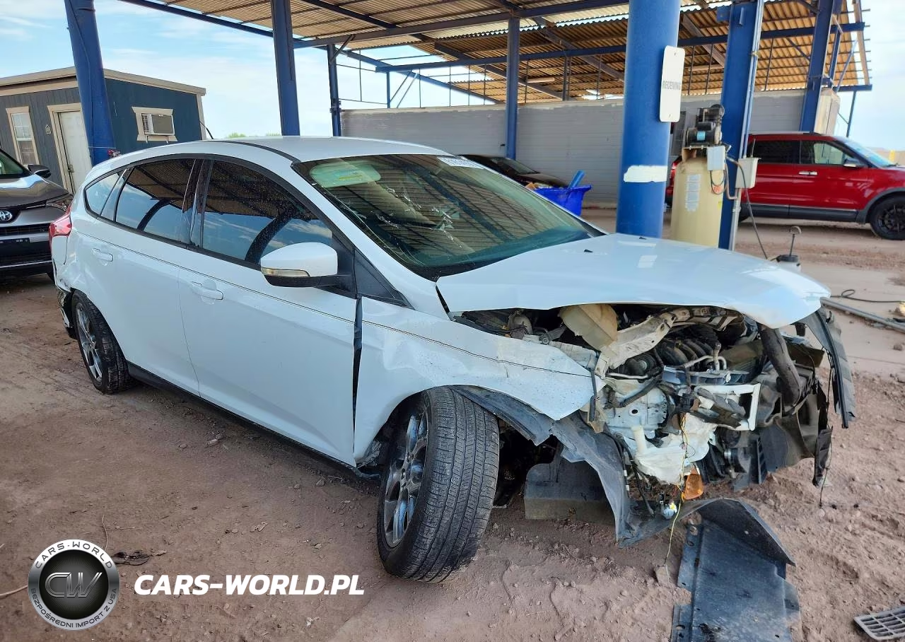 2013 Ford Focus Se VIN:1FADP3K20DL152495 - 4