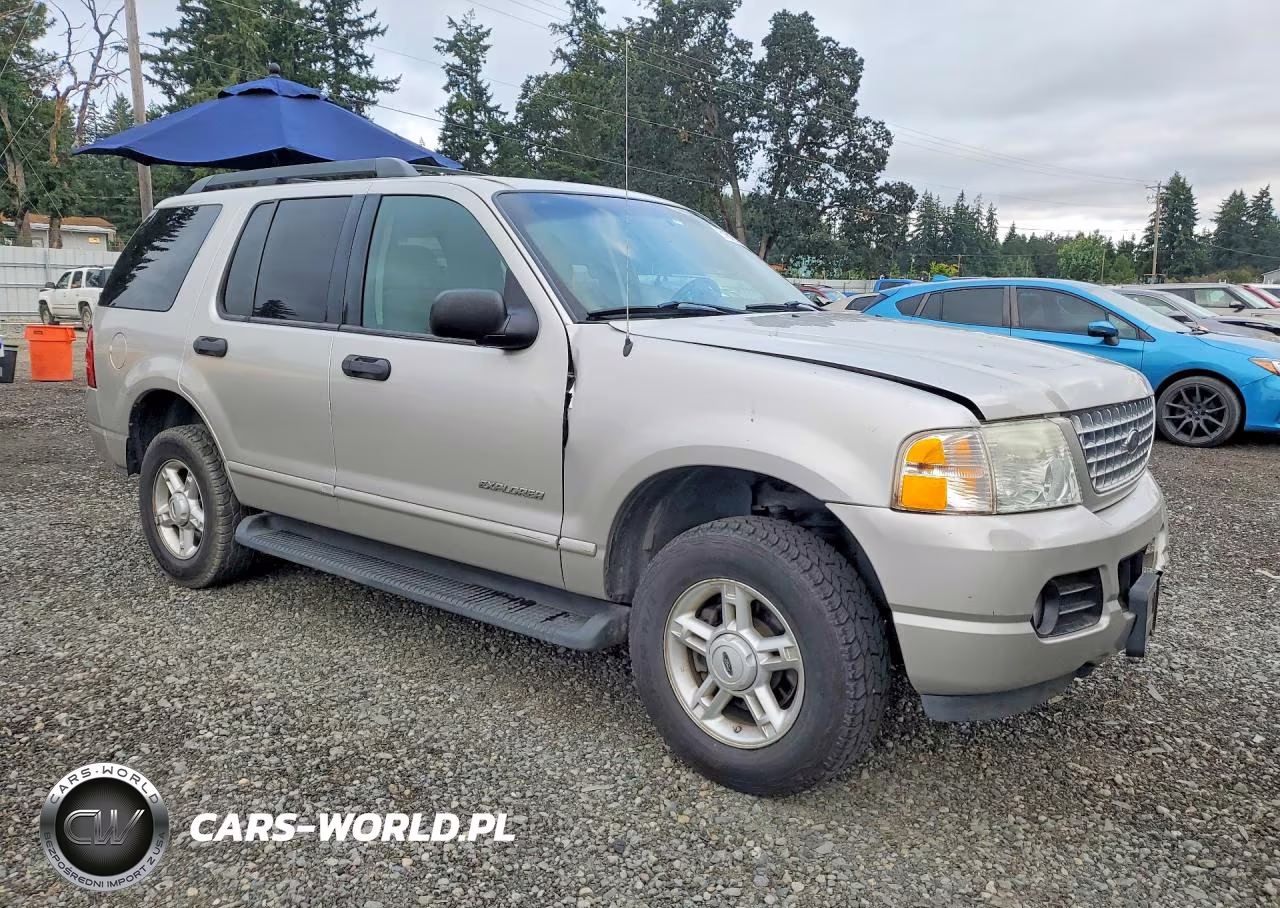 2005 Ford Explorer Xlt VIN:1FMDU73K55ZA43257 - 4