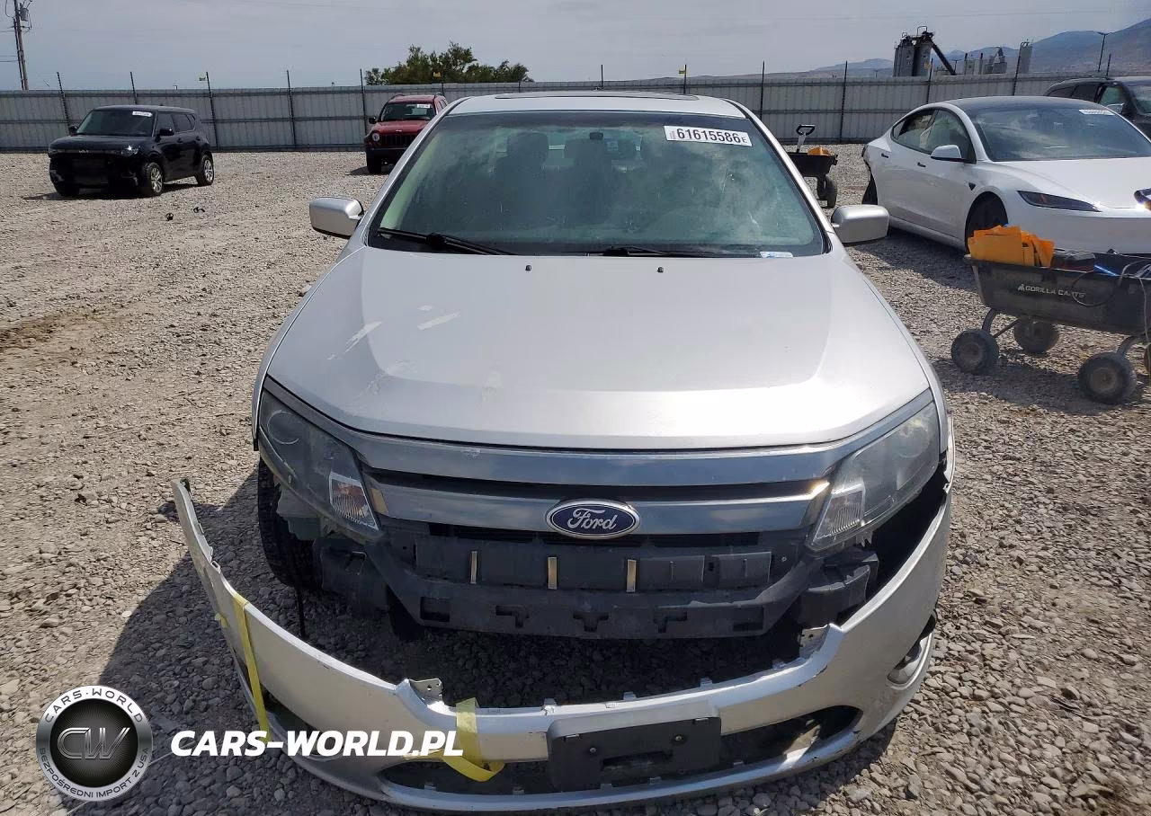 2011 Ford Fusion Sport VIN:3FAHP0DC4BR100050 - 5