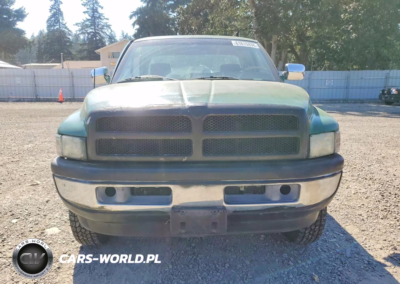 1996 Dodge Ram 2500 VIN:3B7KF23C6TM192065 - 5