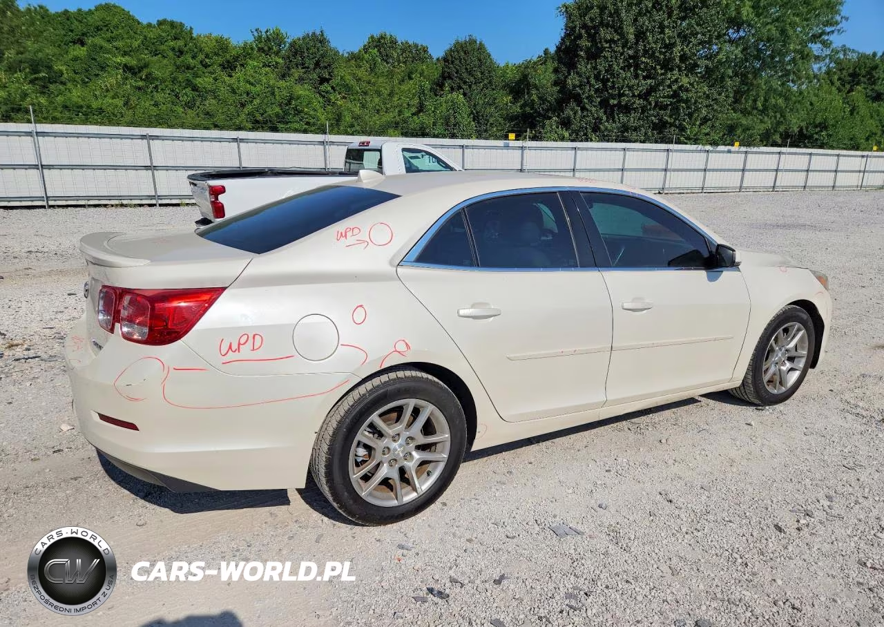 2014 Chevrolet Malibu 1Lt VIN:1G11C5SL4EF249320 - 3