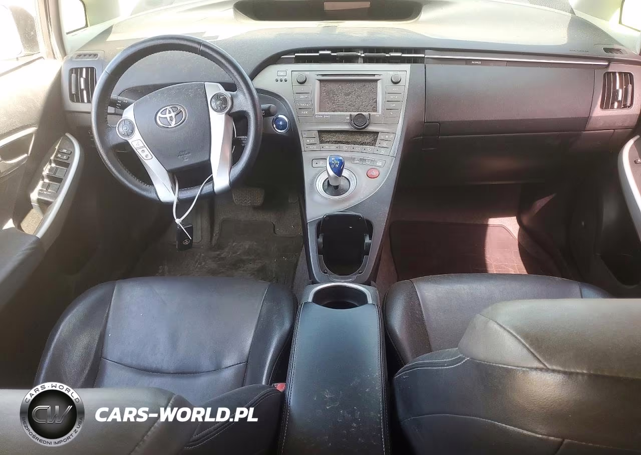 2015 Toyota Prius Four VIN:JTDKN3DU7F1913785 - 8