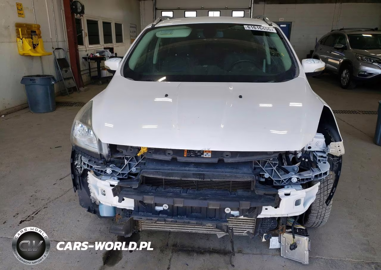 2014 Ford Escape Titanium VIN:1FMCU9J9XEUE53069 - 5