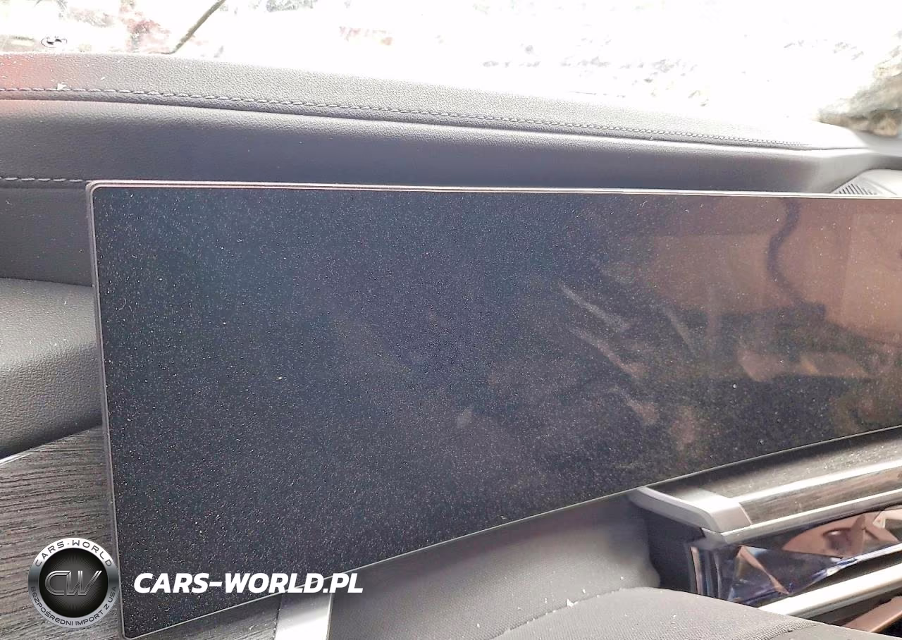2025 BMW I7 Edrive50 VIN:WBY43EJ09SCV35106 - 9