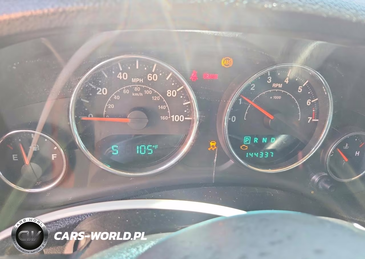 2012 Jeep Wrangler Unlimited Sport VIN:1C4BJWDGXCL113120 - 9