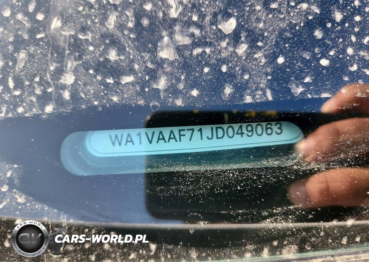 2018 Audi Q7 Prestige VIN:WA1VAAF71JD049063 - 13