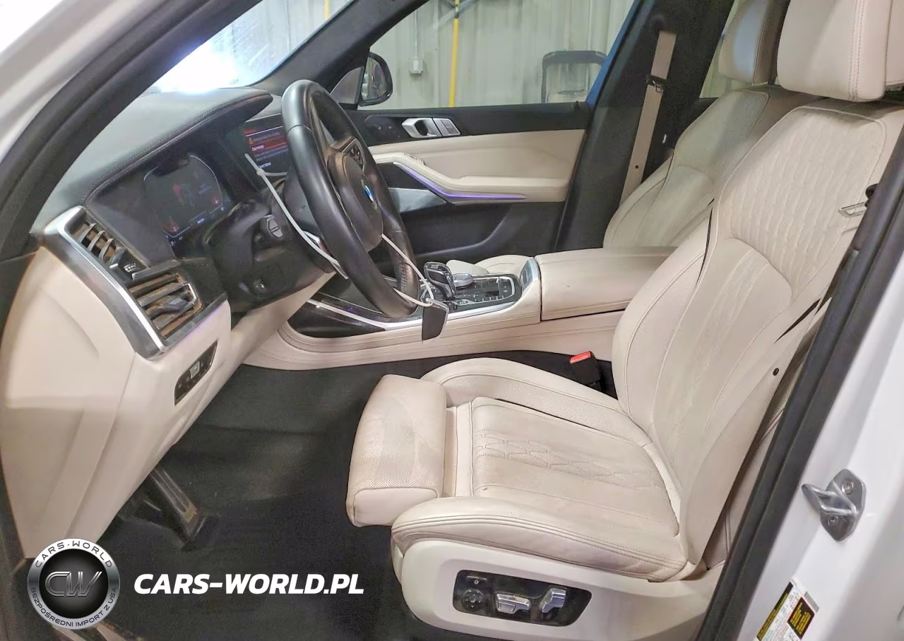 2019 BMW X7 xDrive50I VIN:5UXCX4C51KLS35837 - 7