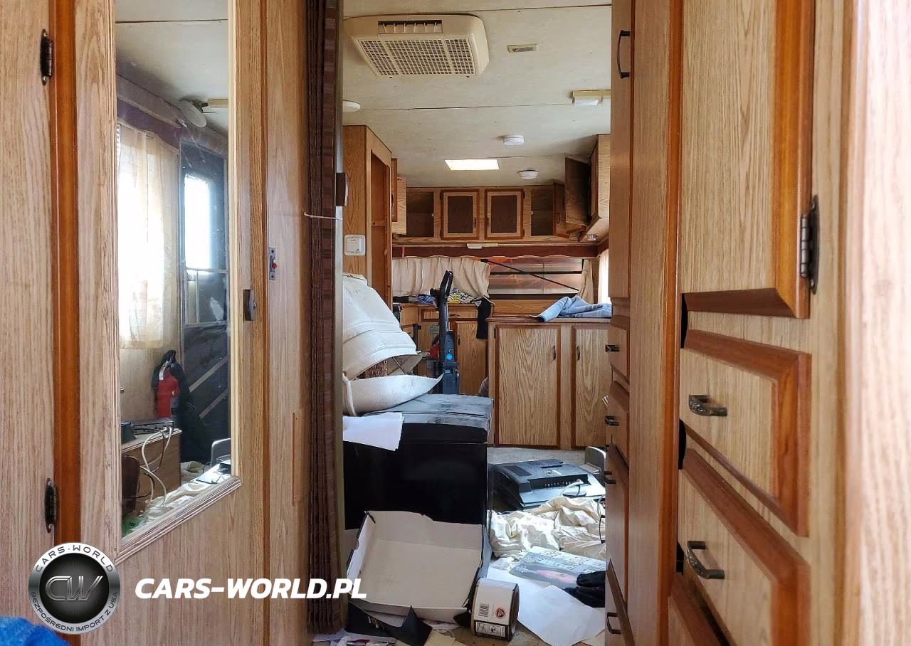 1986 Sunline Camper VIN:1LC2S2N28GD295431 - 9