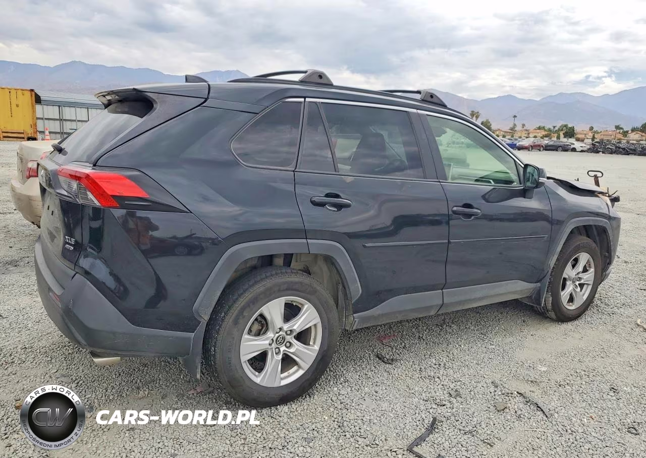 2019 Toyota Rav4 Xle VIN:JTMP1RFV1KD024760 - 3