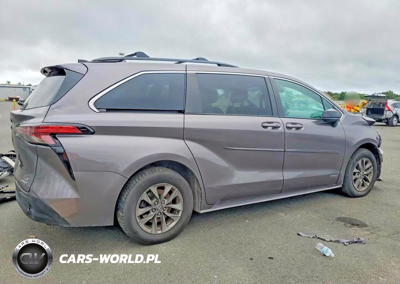 2021 Toyota Sienna Le VIN:5TDKSKFC5MS032025 - 3