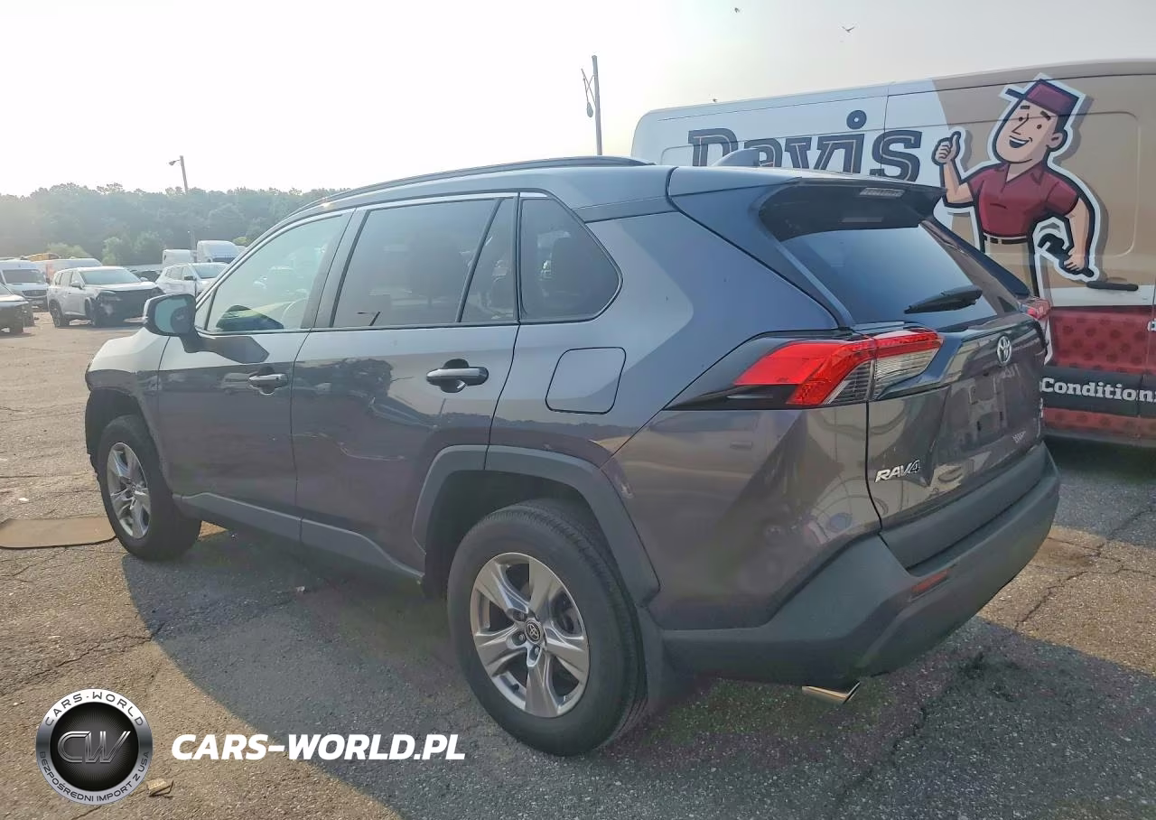 2024 Toyota Rav4 Xle VIN:2T3P1RFV7RC425230 - 2