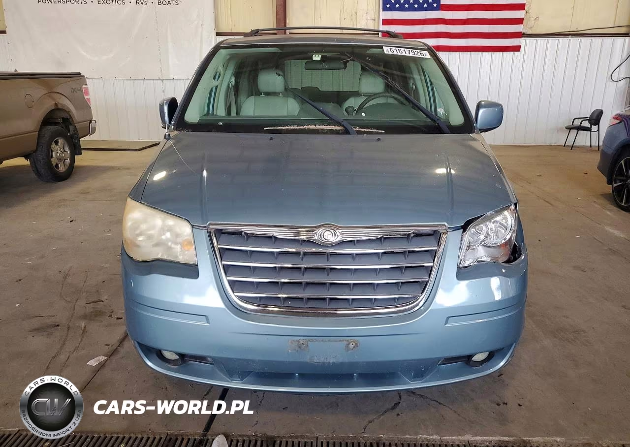 2009 Chrysler Town & Country Touring VIN:2A8HR541X9R675181 - 5