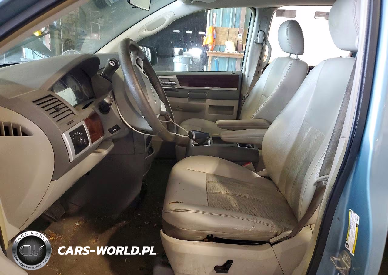 2009 Chrysler Town & Country Touring VIN:2A8HR541X9R675181 - 7