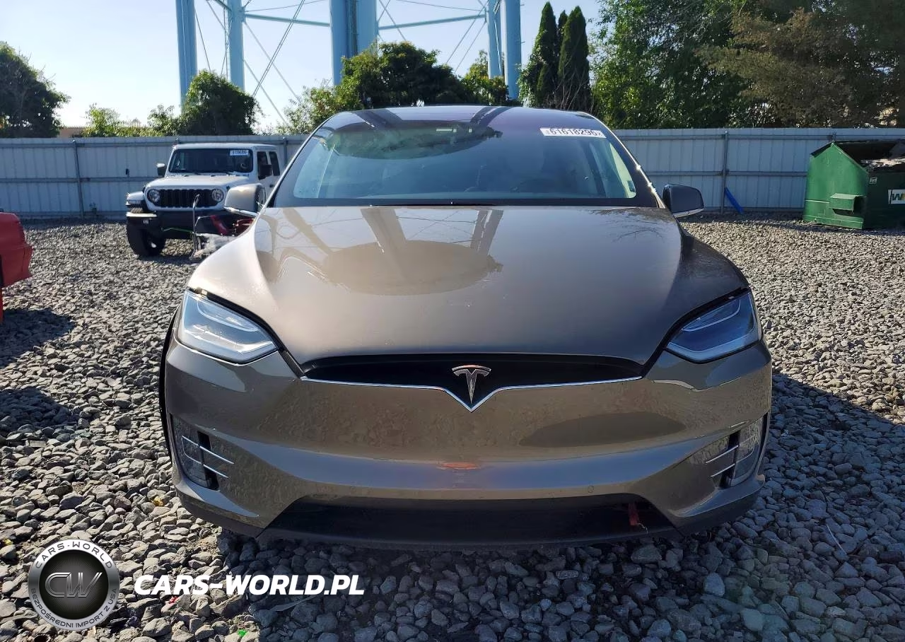 2016 Tesla Model X VIN:5YJXCBE28GF011111 - 5