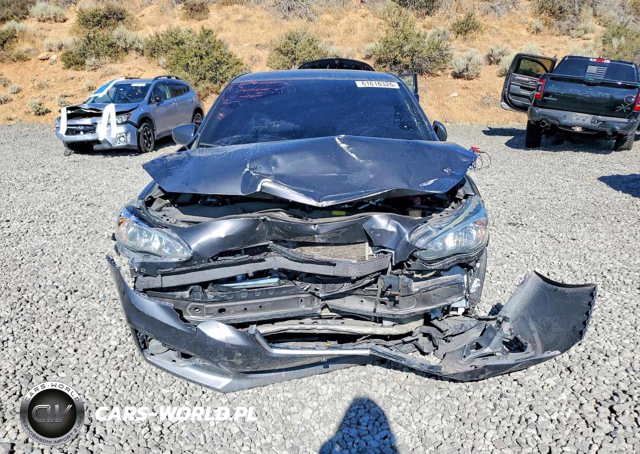 2018 Subaru Impreza Premium Plus VIN:4S3GKAD6XJ3625177 - 5