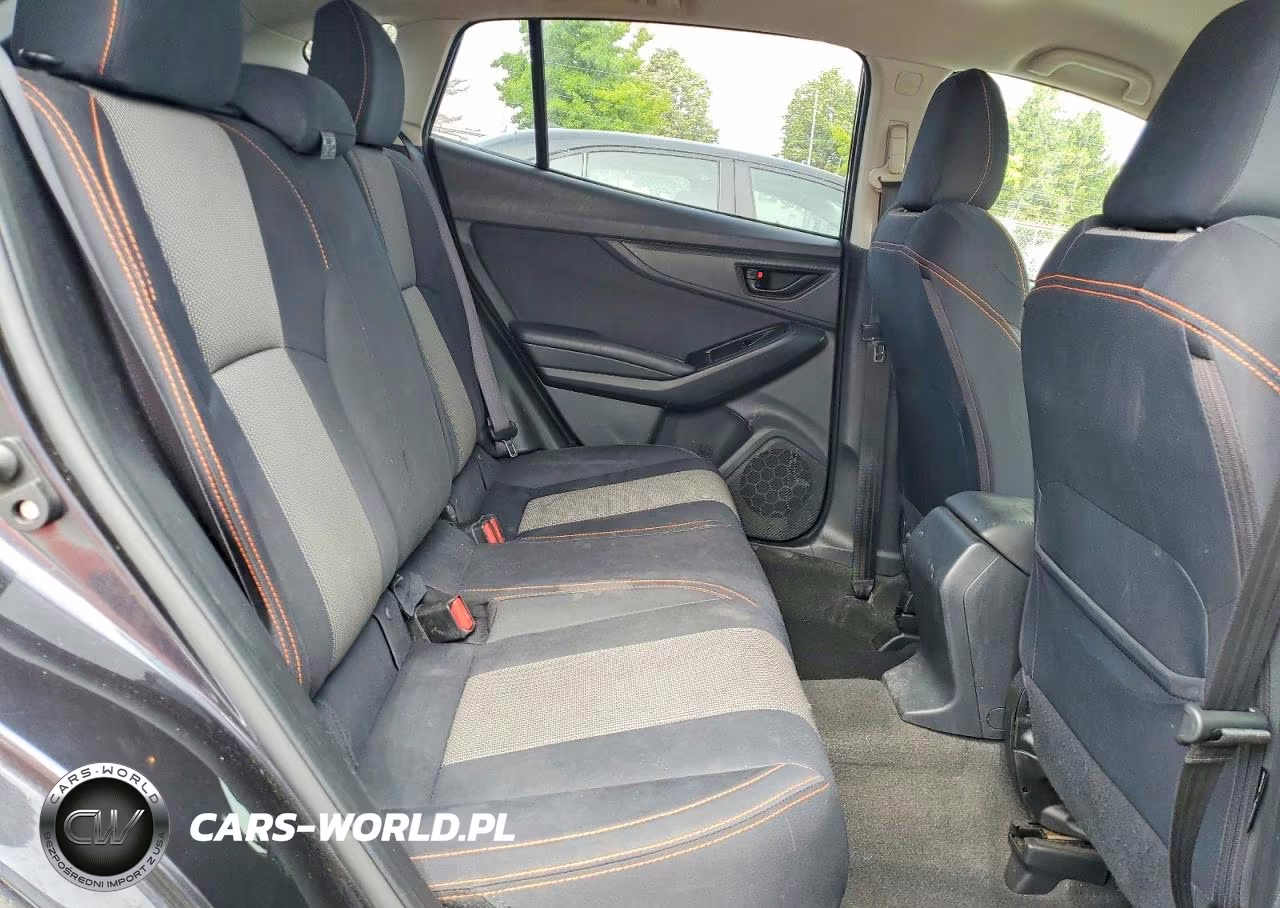 2018 Subaru Crosstrek Premium VIN:JF2GTABC4J8205537 - 11
