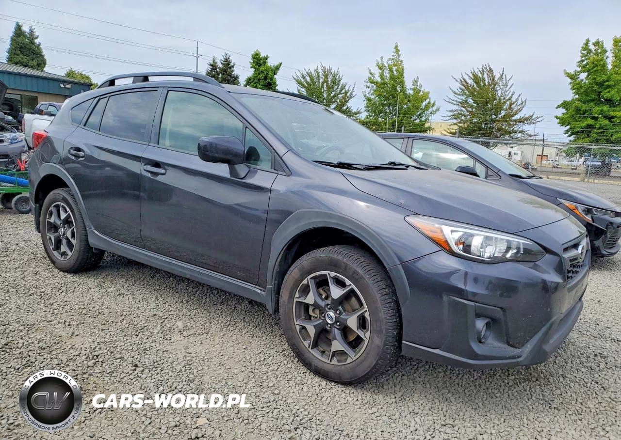 2018 Subaru Crosstrek Premium VIN:JF2GTABC4J8205537 - 4