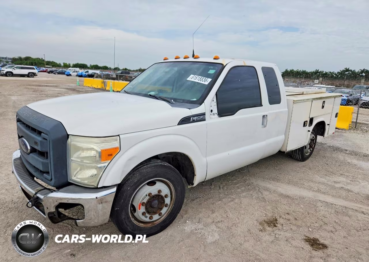 2015 Ford F250 Super Duty – zdjęcie 1 z 14