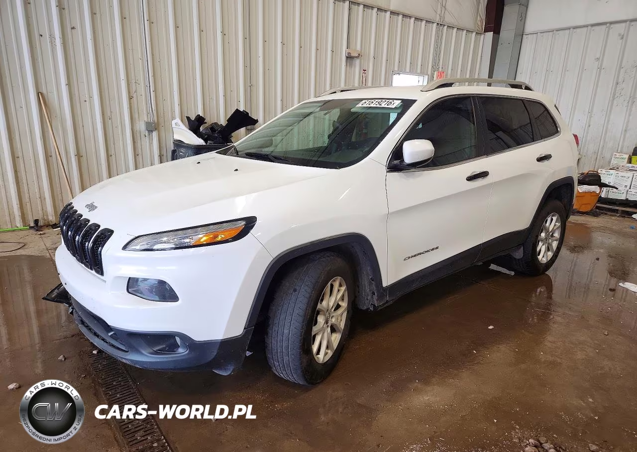 2016 Jeep Cherokee Latitude – zdjęcie 1 z 13