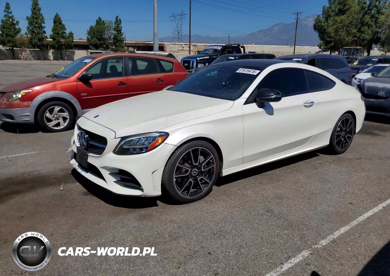 2019 Mercedes-Benz C 300 – zdjęcie 1 z 12