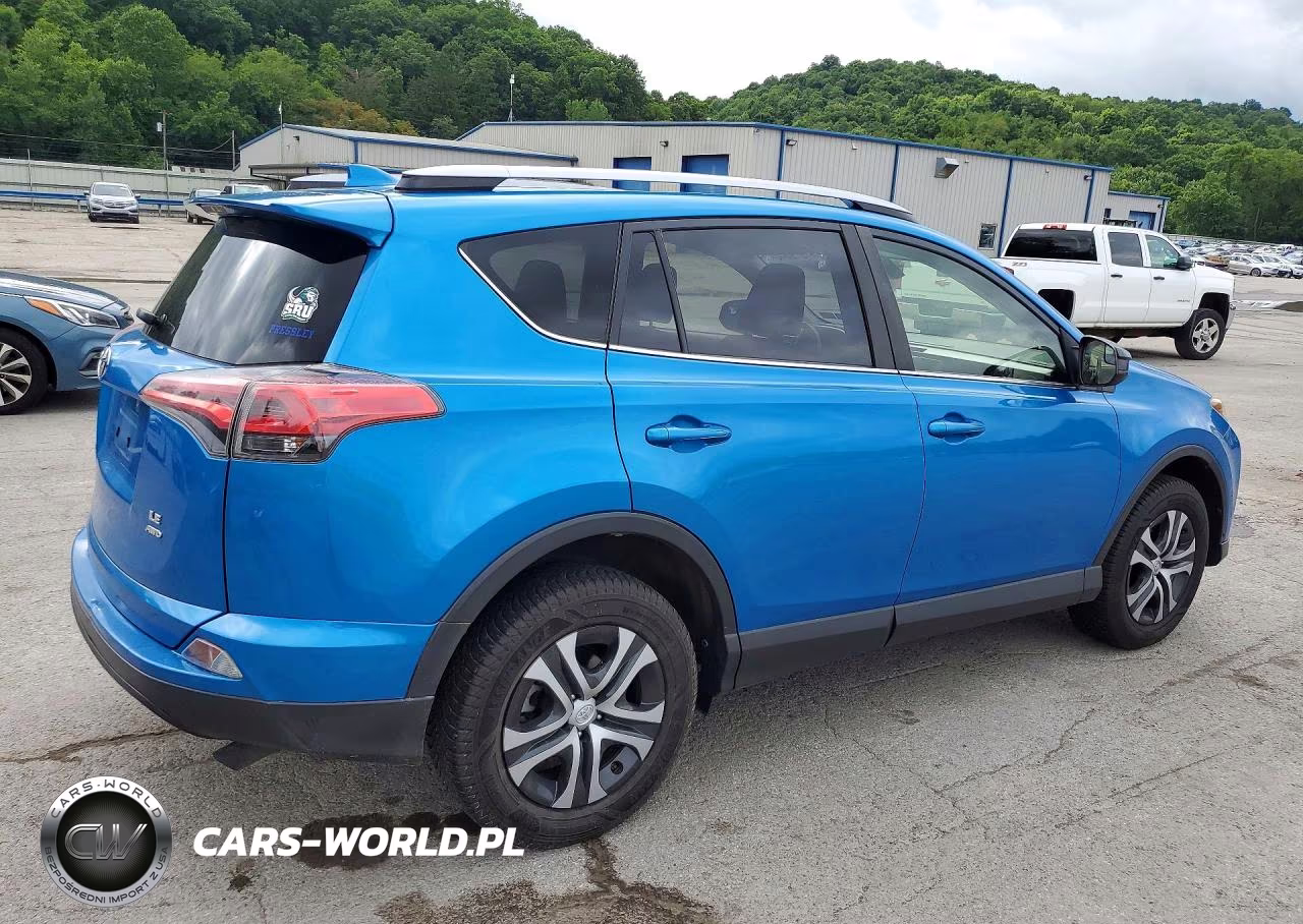2018 Toyota Rav4 Le VIN:JTMBFREV7JJ180606 - 3