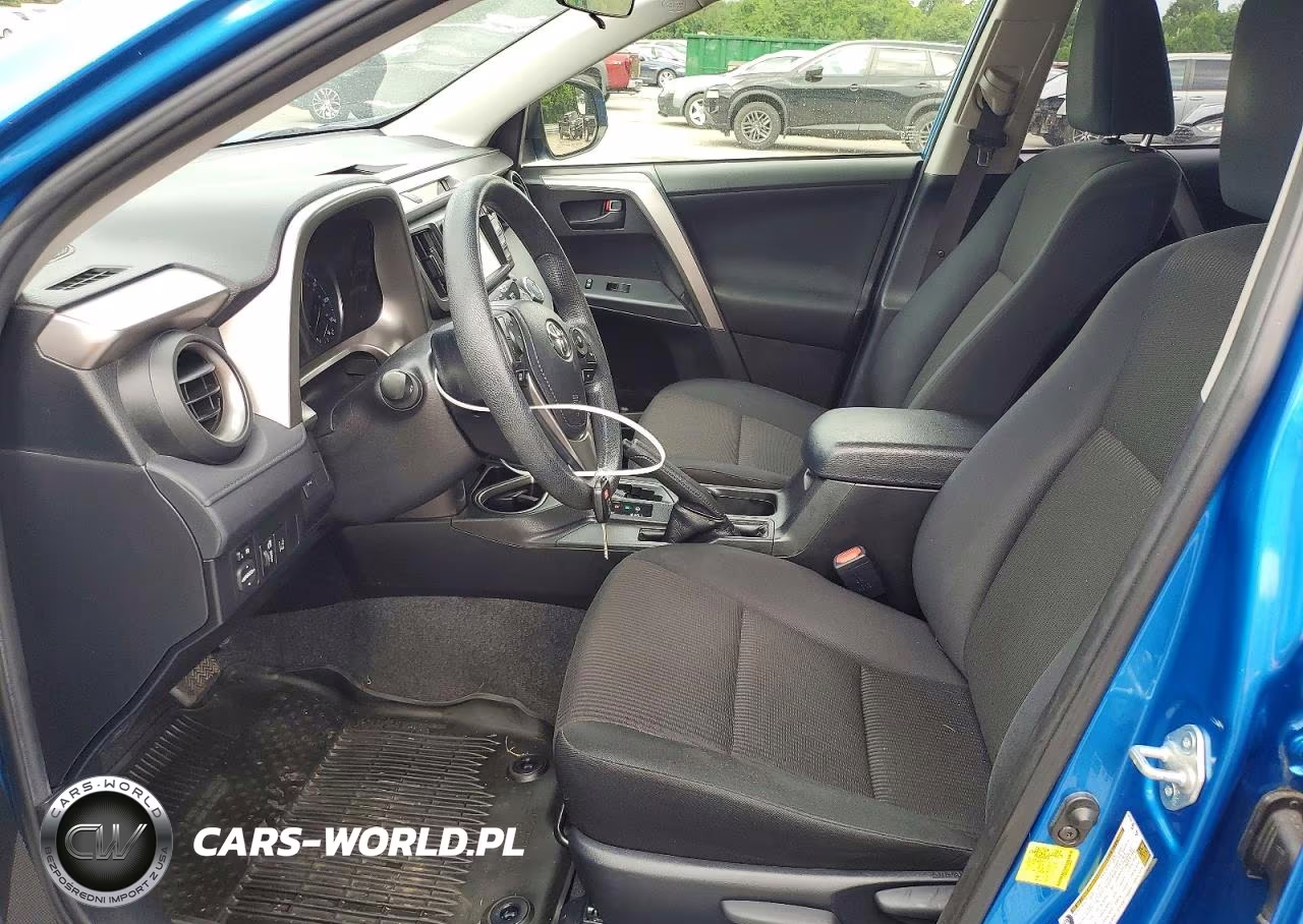 2018 Toyota Rav4 Le VIN:JTMBFREV7JJ180606 - 7
