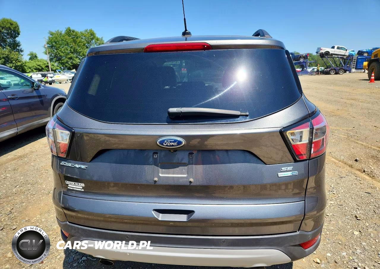 2017 Ford Escape Se VIN:1FMCU9GD5HUD55986 - 6