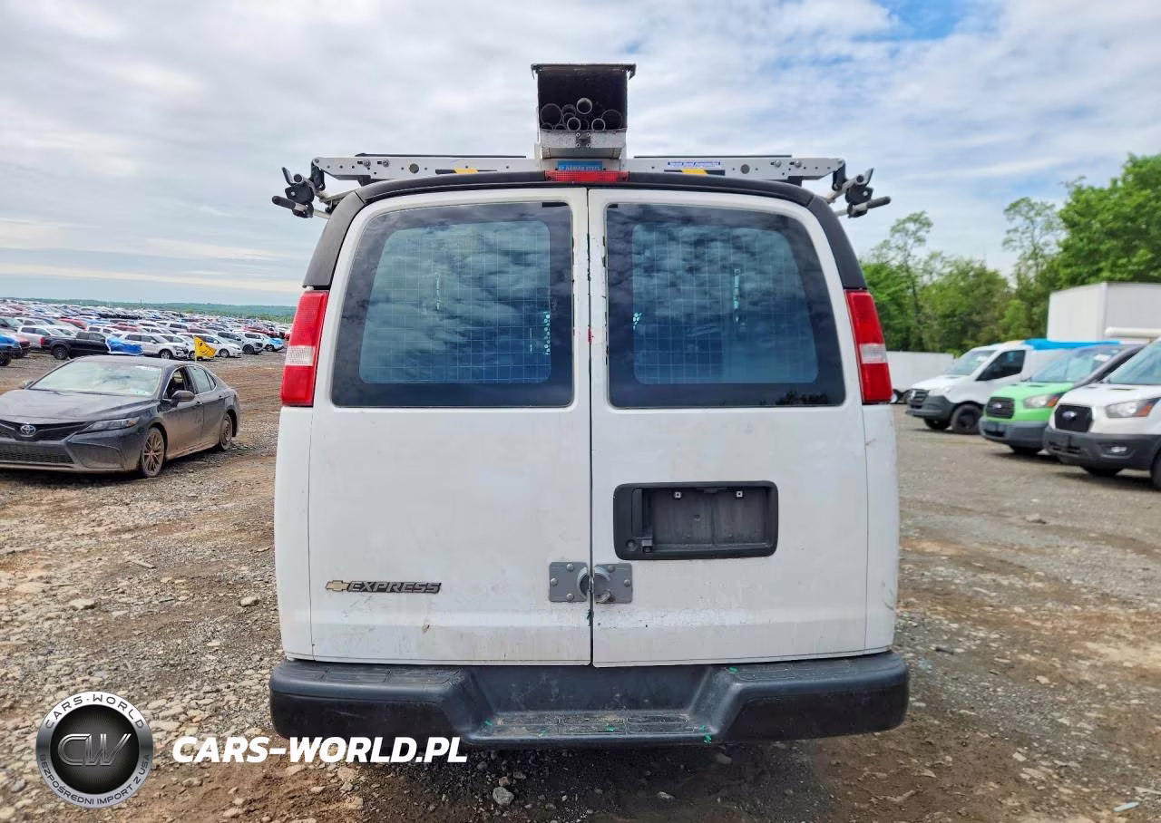 2019 Chevrolet Expres VIN:1GCWGAFG5K1307449 - 6