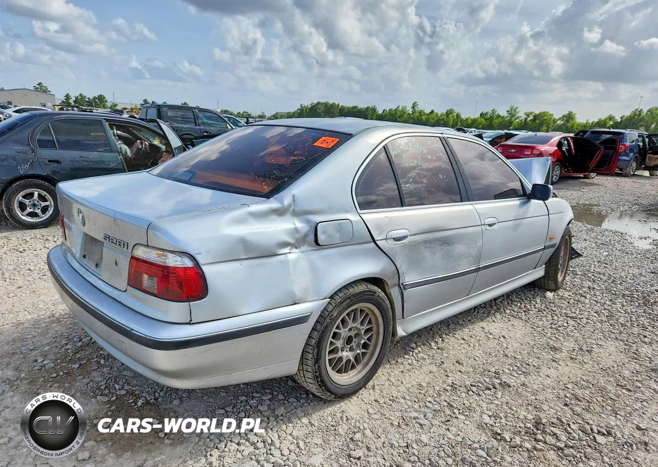 1999 BMW 528 I Automatic VIN:WBADM6339XBY30499 - 3