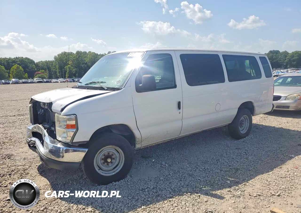 2013 Ford Econoline E350 Super Duty Wagon
